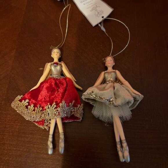 Set Of 2 Gisella Graham London Ballet Dancer Ornaments With Gold Wings & Dresses - Picture 3 of 10